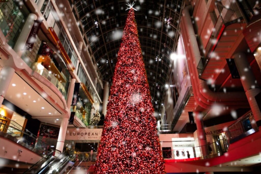 eaton center christmas tree